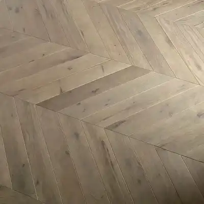 Дуб Рустик плюс 600х120х15/3 французская ёлочка