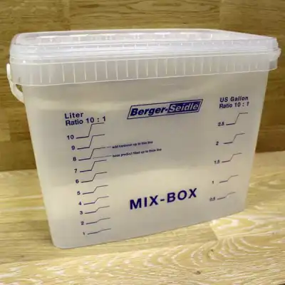 Пластиковый бокс для смешивания компонентов «Berger MIX-BOX»